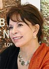 https://upload.wikimedia.org/wikipedia/commons/thumb/d/db/Isabel_Allende_-_001.jpg/100px-Isabel_Allende_-_001.jpg